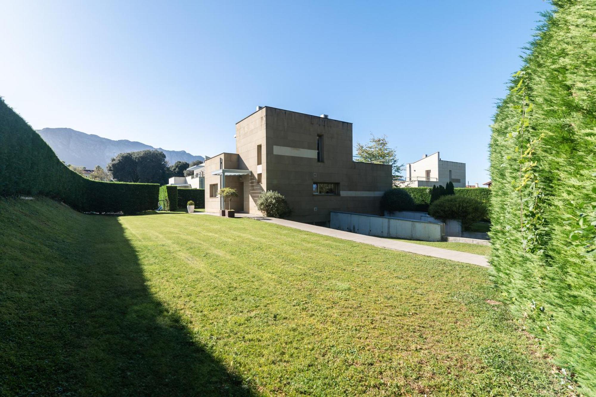 Helloasturias, Casa En Llanes Con Piscina, Jardin, Cerca De La Playa. Villa Luaran gambar